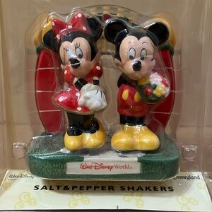 Salt & Pepper Shakers